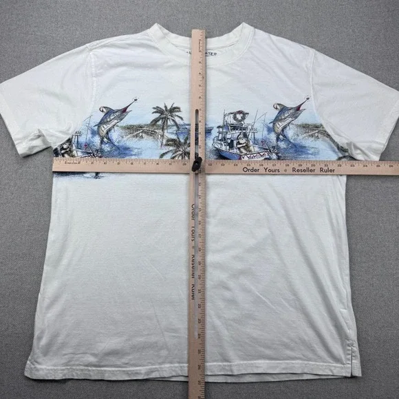 Clearwater Outfitters Christmas T Shirt Mens Large Santa Marlin Fishing Boat - Picture 5 of 11